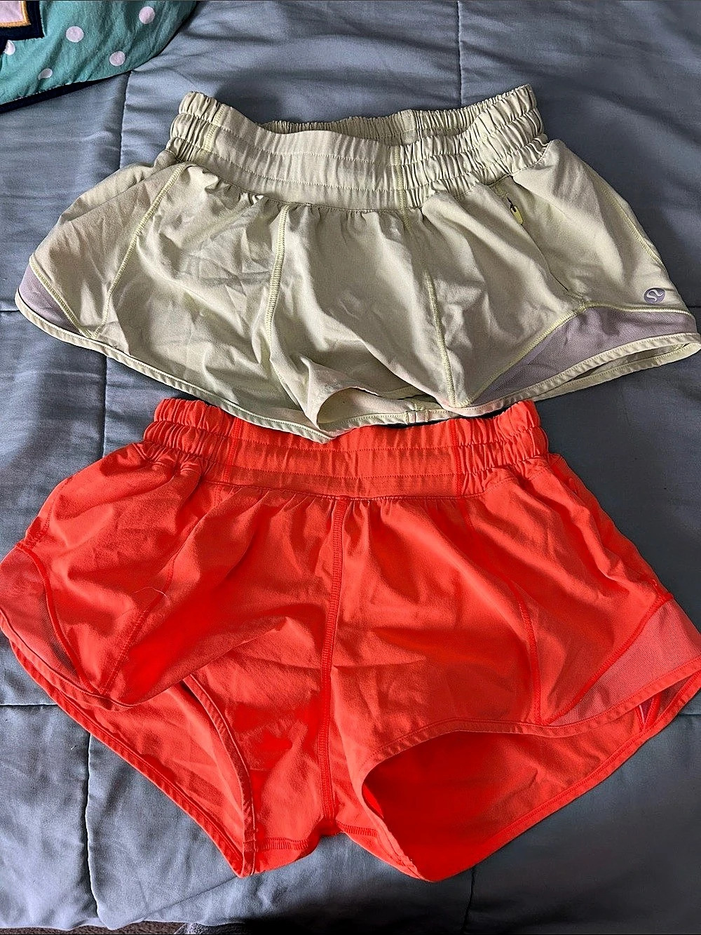 Lululemon Hotty Hot High-Rise Shorts 4" Athletic Shorts Orange & neon yellow XXS